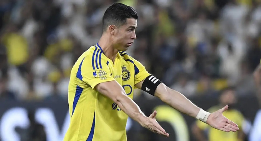 Kết quả Al Qadsiah 2-1 Al Nassr: Ronaldo im tiếng