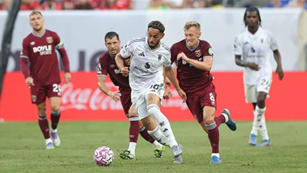 Kết quả MU 2-1 West Ham: Bruno Fernandes được biếu không 2 bàn thắng