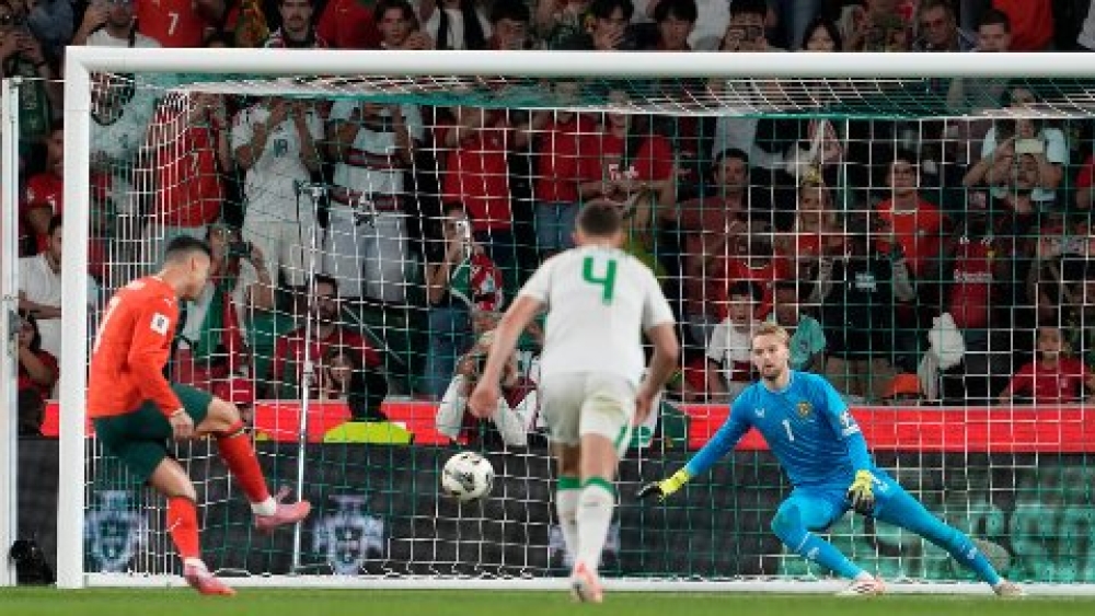 Kết quả Bồ Đào Nha 1-0 Ireland: Ruben Neves cứu Ronaldo khỏi bẽ mặt